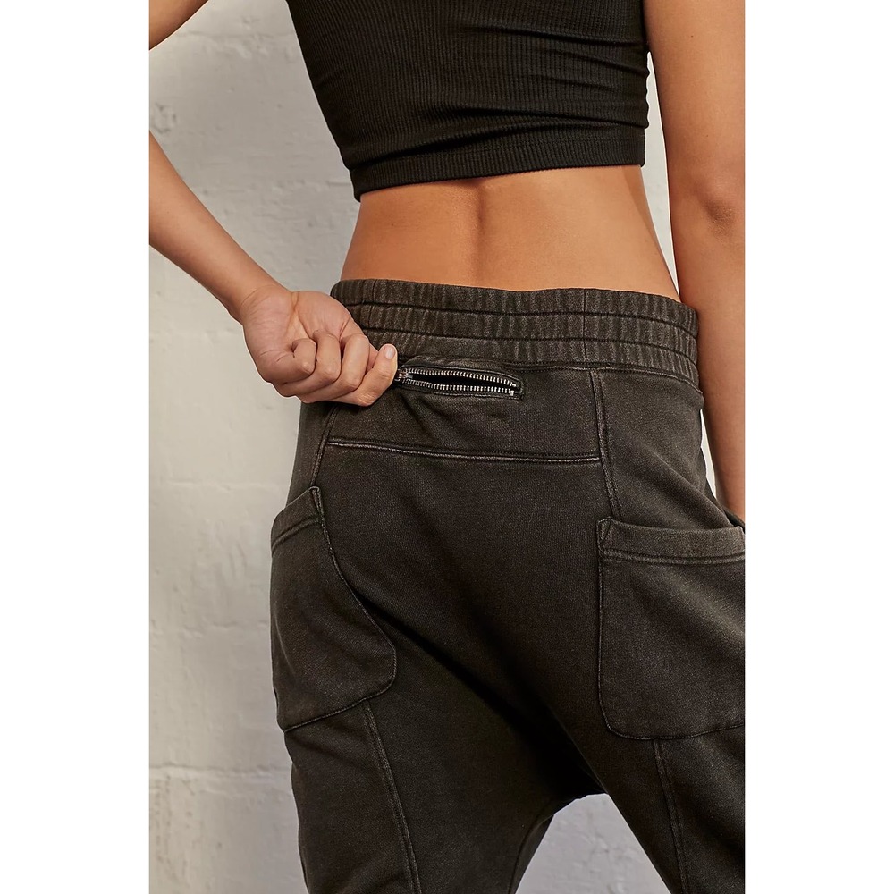 FP Movement Free People Harem Sweatpants Joggers Noir Black OB1100293 size L